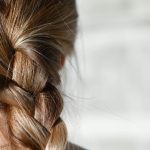 Rýchlo mastiace sa vlasy – užitočné rady a tipy, ako ich umývať menej často